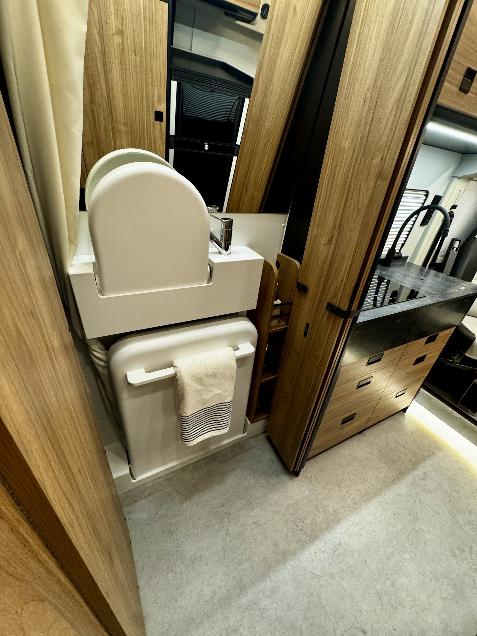 FURGOK® LOUNGE 600+