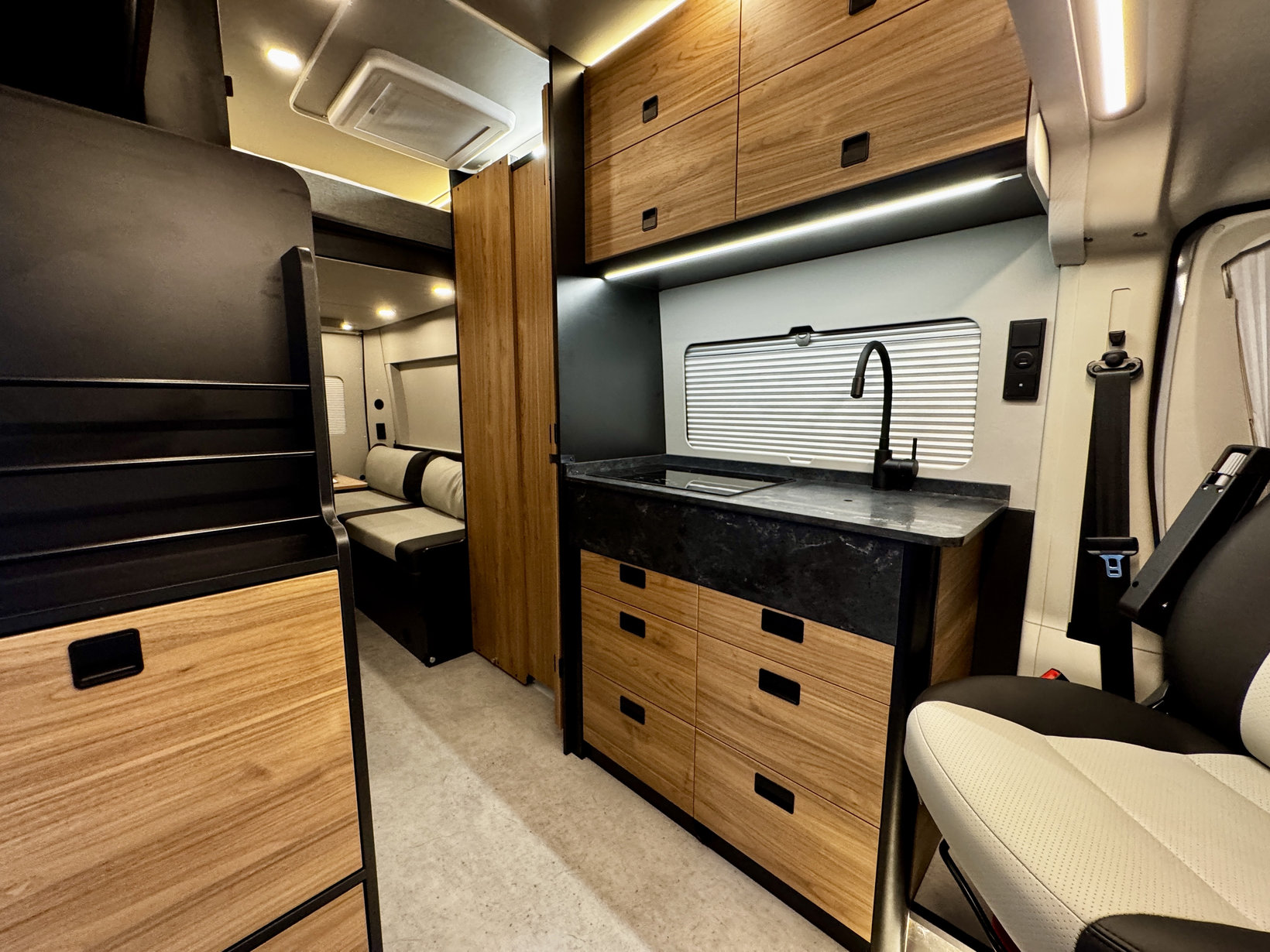 FURGOK® LOUNGE 600+